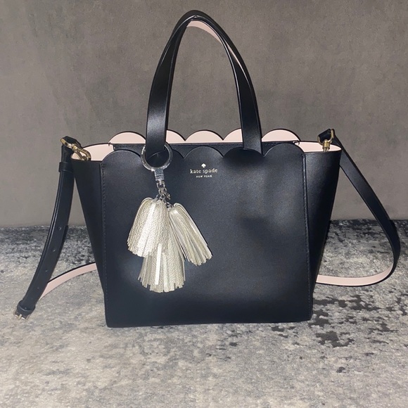 Kate ♠️ Crossbody